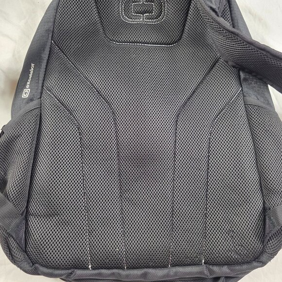 Ogio Excelsior x Choc Black Laptop Backpack Travel Work Wear Casual Travel - Picture 4 of 13